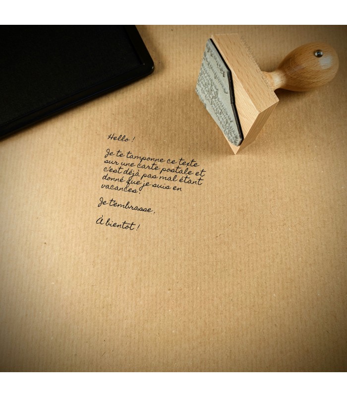 Tamponnez ce texte sur vos cartes postales, gagnez du temps :)